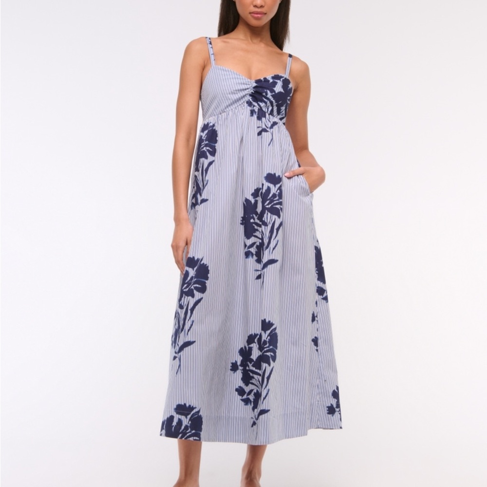 Floral Blue Maxi Dress